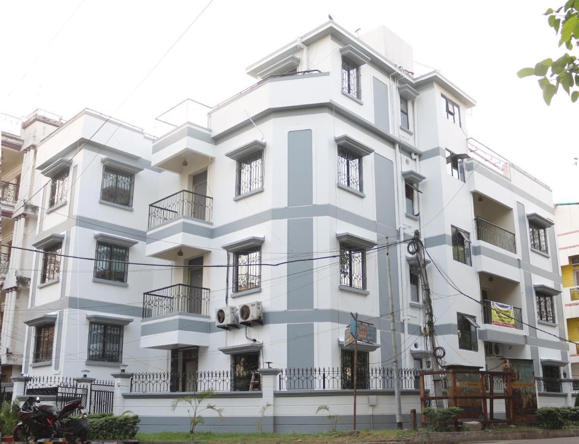 Hotel Crossroads à Calcutta Extérieur photo